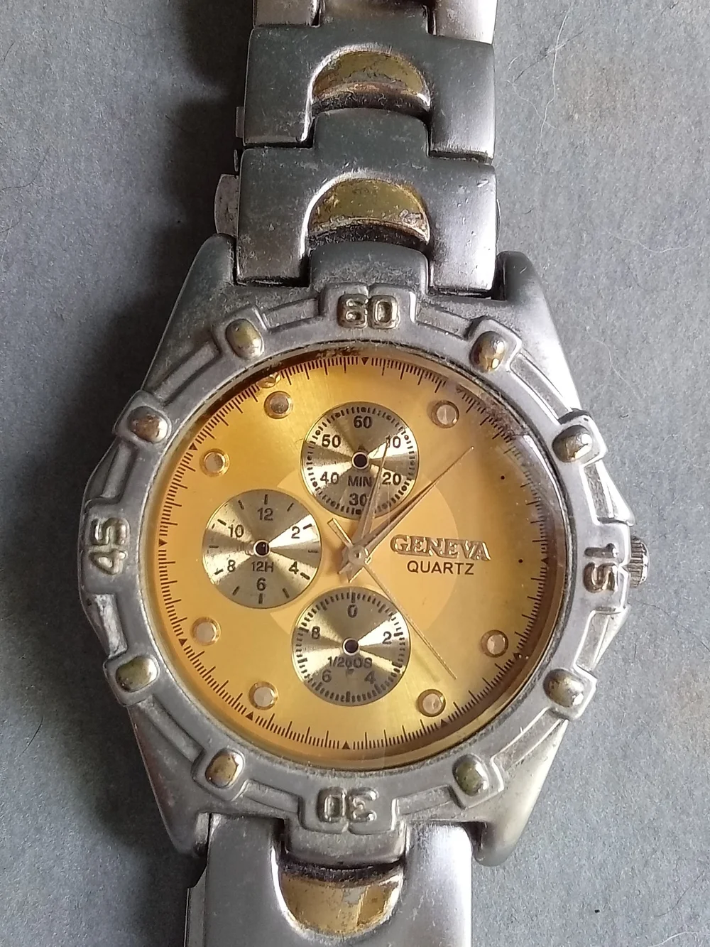 Geneva Quartz Watch‎ Two Tone Silver Gold Stainless Steel Link Bracelet Chrono